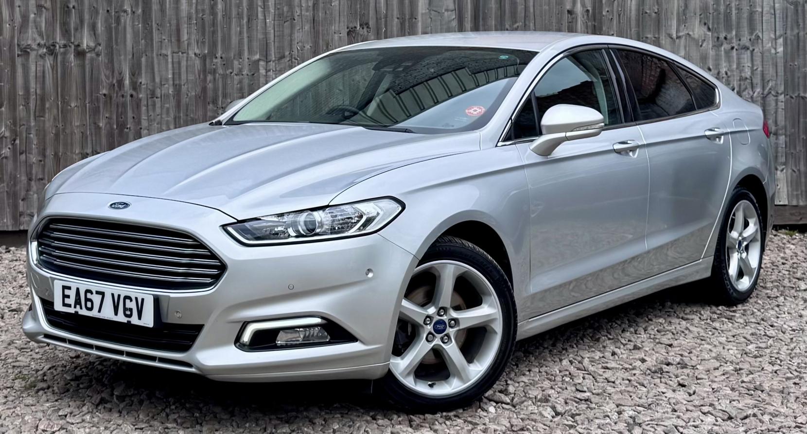 Ford Mondeo 2.0 TDCi Titanium Hatchback 5dr Diesel Manual Euro 6 (s/s) (150 ps)
