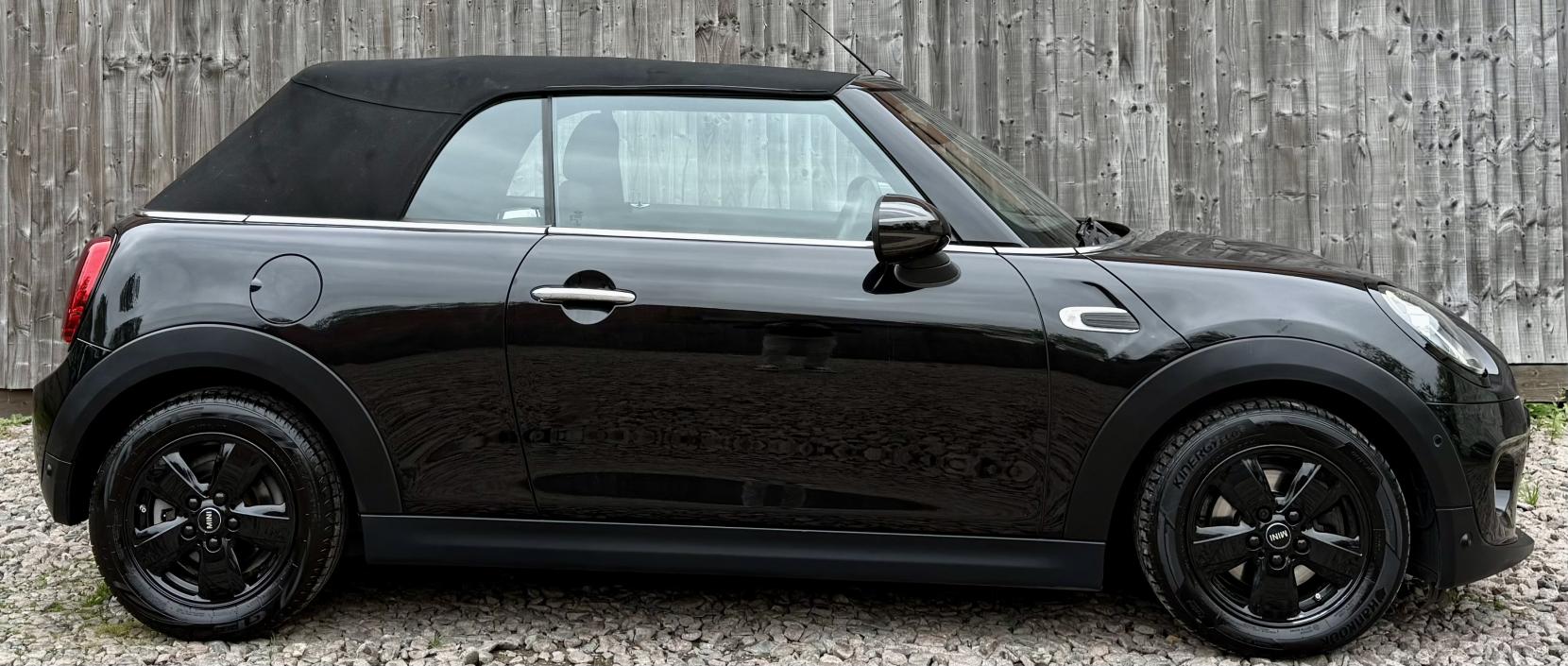 MINI Convertible 1.5 Cooper Classic Convertible 2dr Petrol Steptronic Euro 6 (s/s) (136 ps)