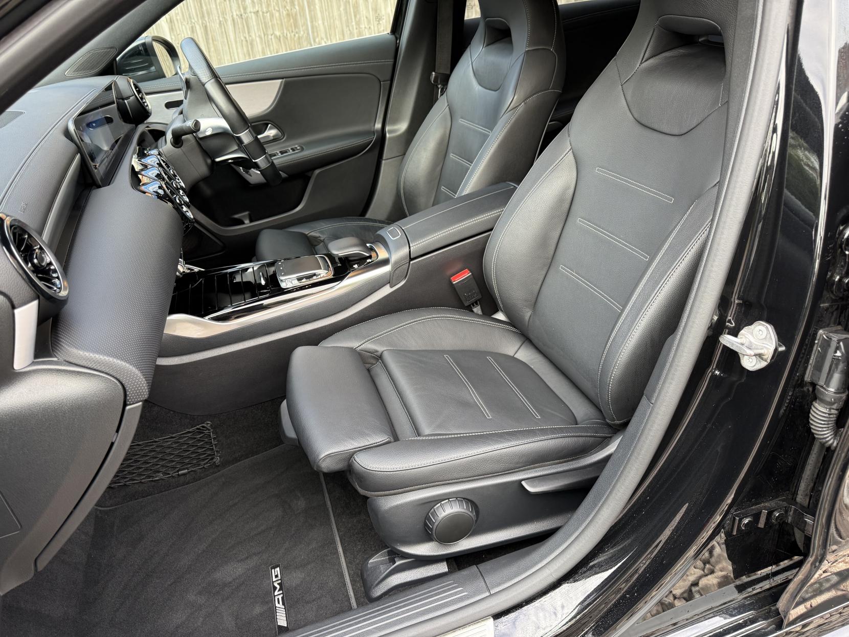 Mercedes-Benz A Class 2.0 A35 AMG (Executive) Hatchback 5dr Petrol SpdS DCT 4MATIC Euro 6 (s/s) (306 ps)