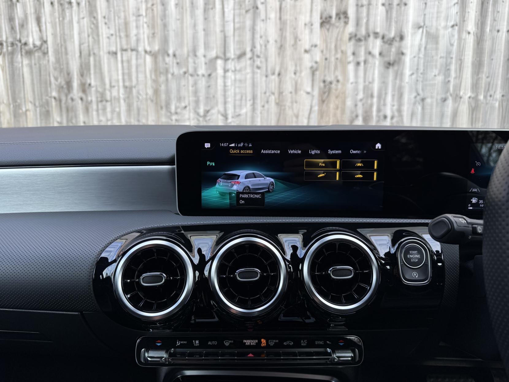 Mercedes-Benz A Class 2.0 A35 AMG (Executive) Hatchback 5dr Petrol SpdS DCT 4MATIC Euro 6 (s/s) (306 ps)