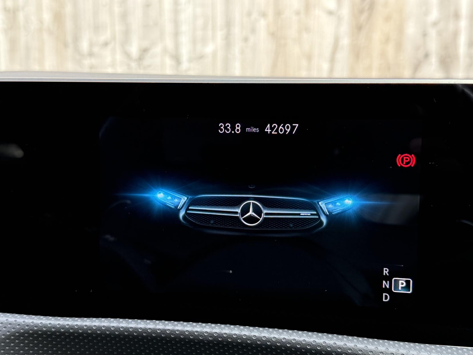 Mercedes-Benz A Class 2.0 A35 AMG (Executive) Hatchback 5dr Petrol SpdS DCT 4MATIC Euro 6 (s/s) (306 ps)