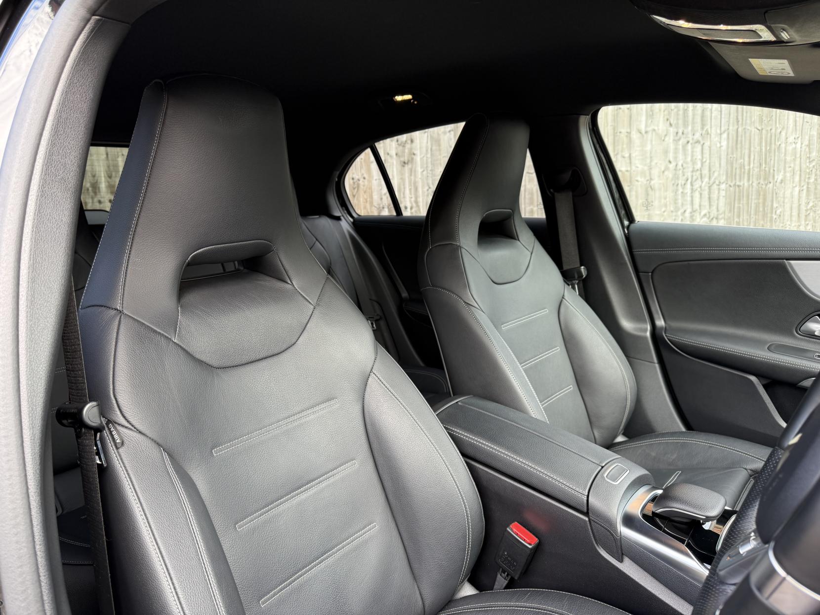 Mercedes-Benz A Class 2.0 A35 AMG (Executive) Hatchback 5dr Petrol SpdS DCT 4MATIC Euro 6 (s/s) (306 ps)