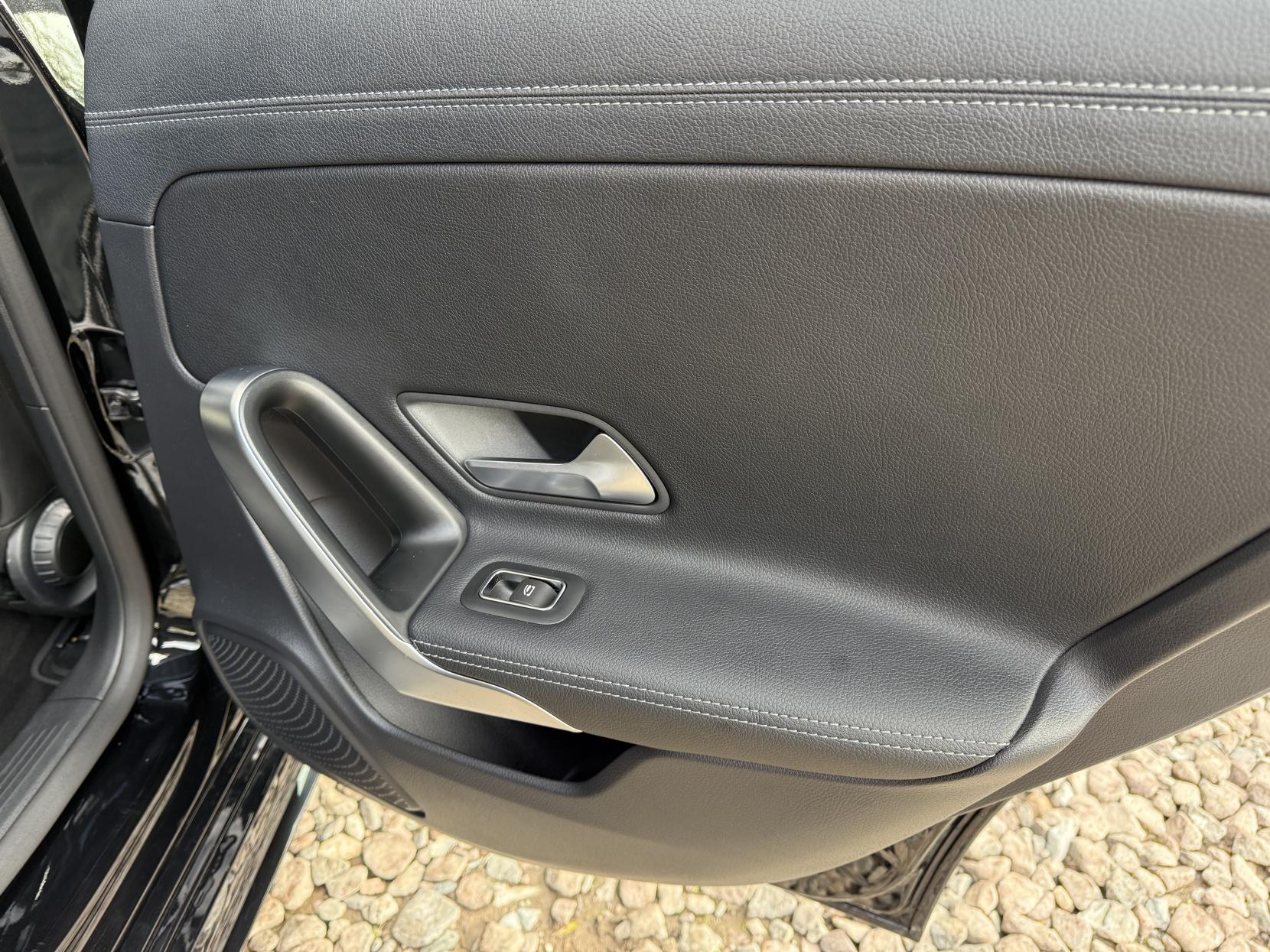 Mercedes-Benz A Class 2.0 A35 AMG (Executive) Hatchback 5dr Petrol SpdS DCT 4MATIC Euro 6 (s/s) (306 ps)