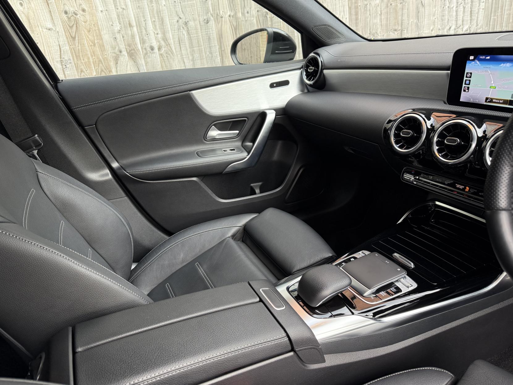 Mercedes-Benz A Class 2.0 A35 AMG (Executive) Hatchback 5dr Petrol SpdS DCT 4MATIC Euro 6 (s/s) (306 ps)