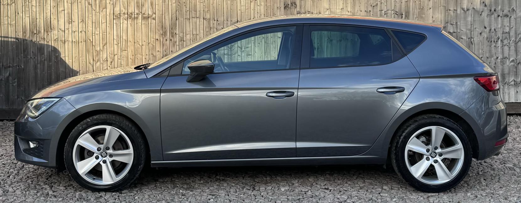 SEAT Leon 2.0 TDI FR Hatchback 5dr Diesel Manual Euro 6 (s/s) (150 ps)