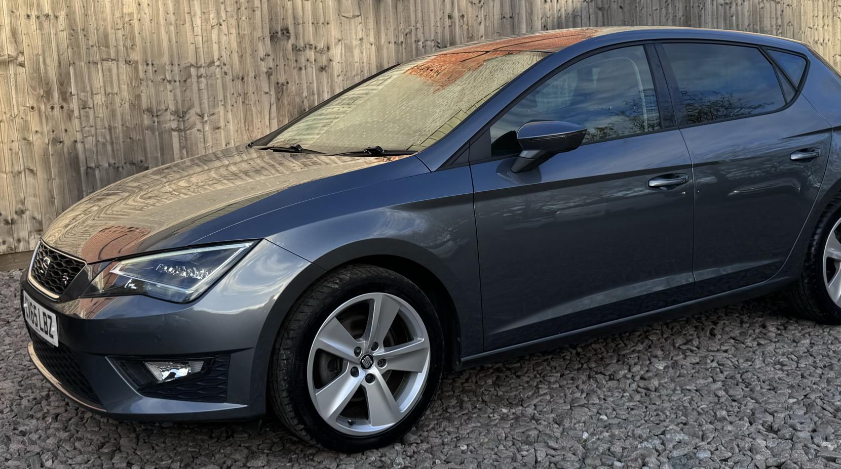 SEAT Leon 2.0 TDI FR Hatchback 5dr Diesel Manual Euro 6 (s/s) (150 ps)