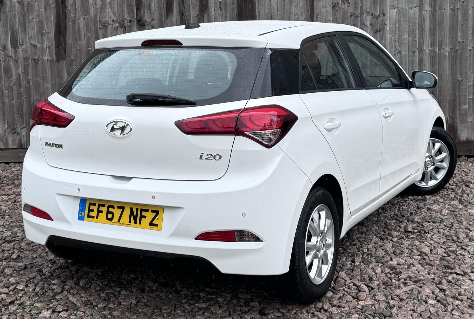 Hyundai i20 1.2 SE Hatchback 5dr Petrol Manual Euro 6 (84 ps)