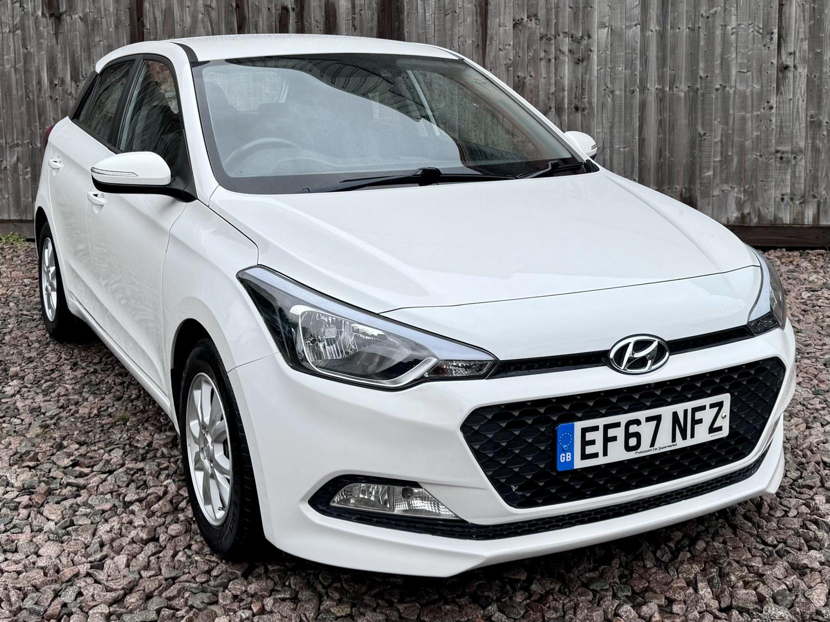 Hyundai i20 1.2 SE Hatchback 5dr Petrol Manual Euro 6 (84 ps)