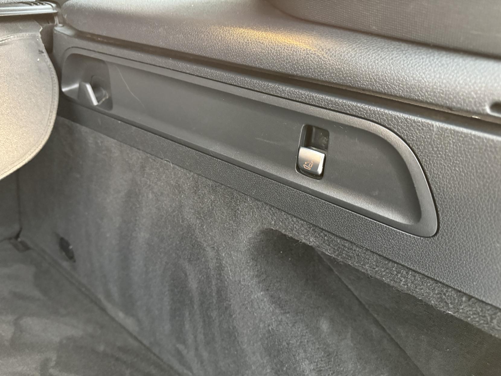 Mercedes-Benz GLC 2.0 GLC250 AMG Night Edition SUV 5dr Petrol G-Tronic+ 4MATIC Euro 6 (s/s) (211 ps)