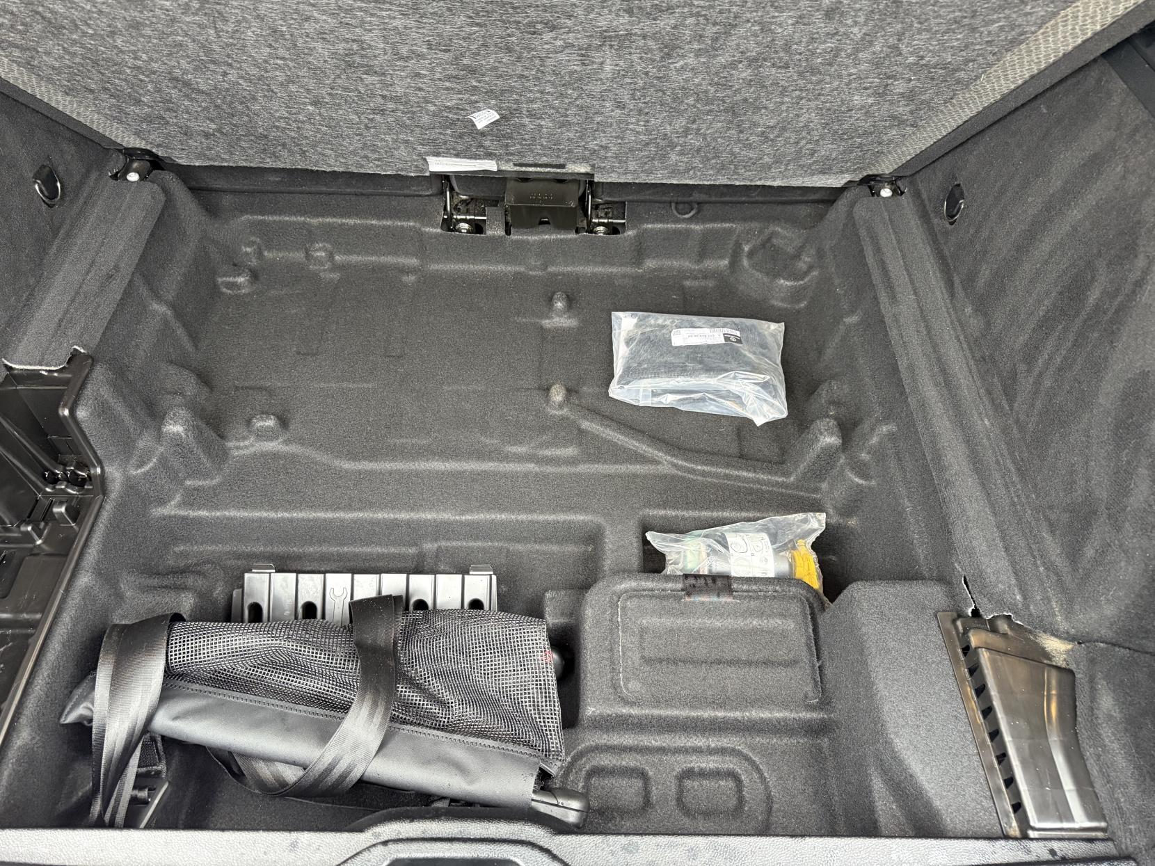 Mercedes-Benz GLC 2.0 GLC250 AMG Night Edition SUV 5dr Petrol G-Tronic+ 4MATIC Euro 6 (s/s) (211 ps)