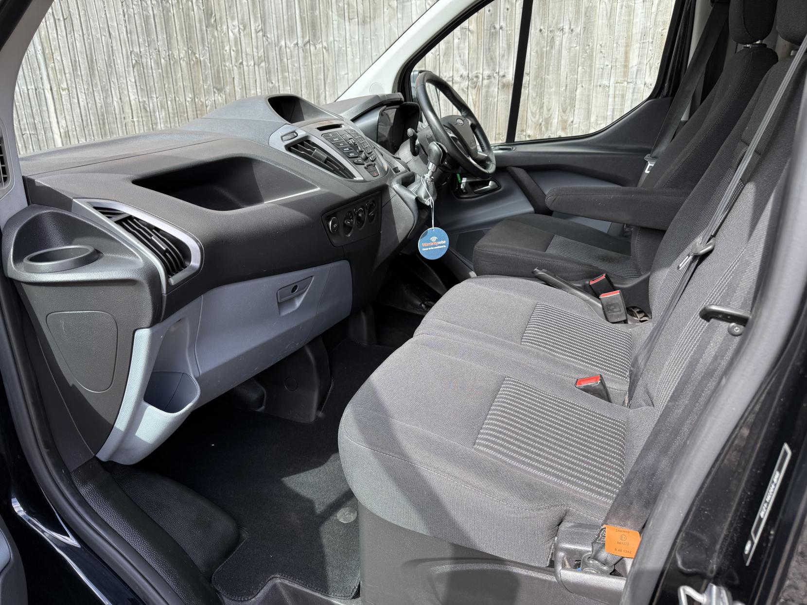 Ford Transit Custom 2.2 TDCi 270 Trend Panel Van 5dr Diesel Manual L1 H1 (186 g/km, 123 bhp)