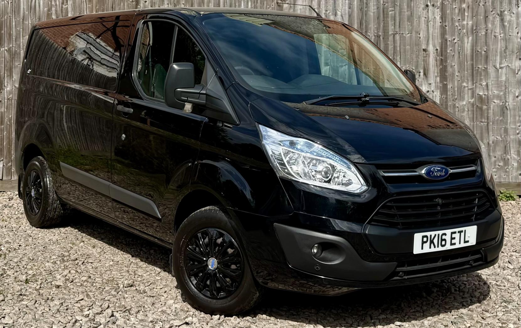 Ford Transit Custom 2.2 TDCi 270 Trend Panel Van 5dr Diesel Manual L1 H1 (186 g/km, 123 bhp)