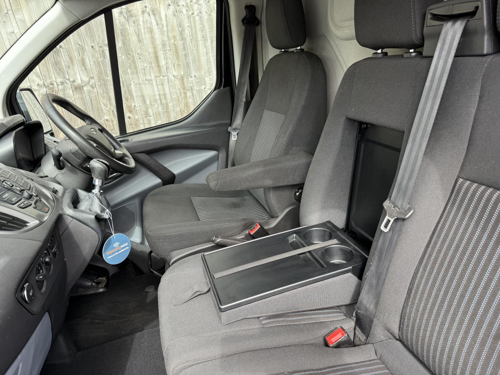 Ford Transit Custom 2.2 TDCi 270 Trend Panel Van 5dr Diesel Manual L1 H1 (186 g/km, 123 bhp)