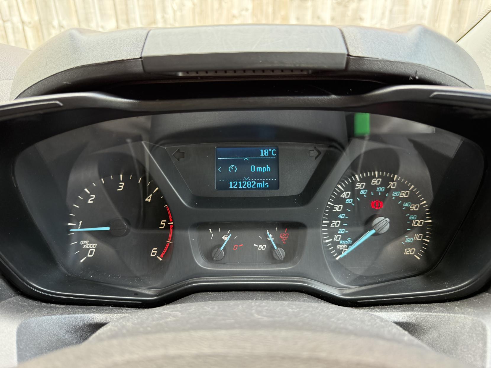 Ford Transit Custom 2.2 TDCi 270 Trend Panel Van 5dr Diesel Manual L1 H1 (186 g/km, 123 bhp)