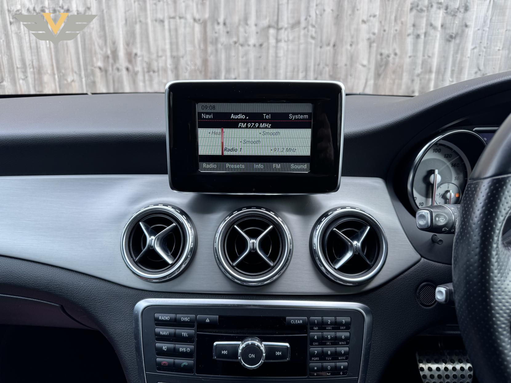Mercedes-Benz GLA Class 2.1 GLA220 CDI AMG Line SUV 5dr Diesel 7G-DCT 4MATIC Euro 6 (s/s) (170 ps)