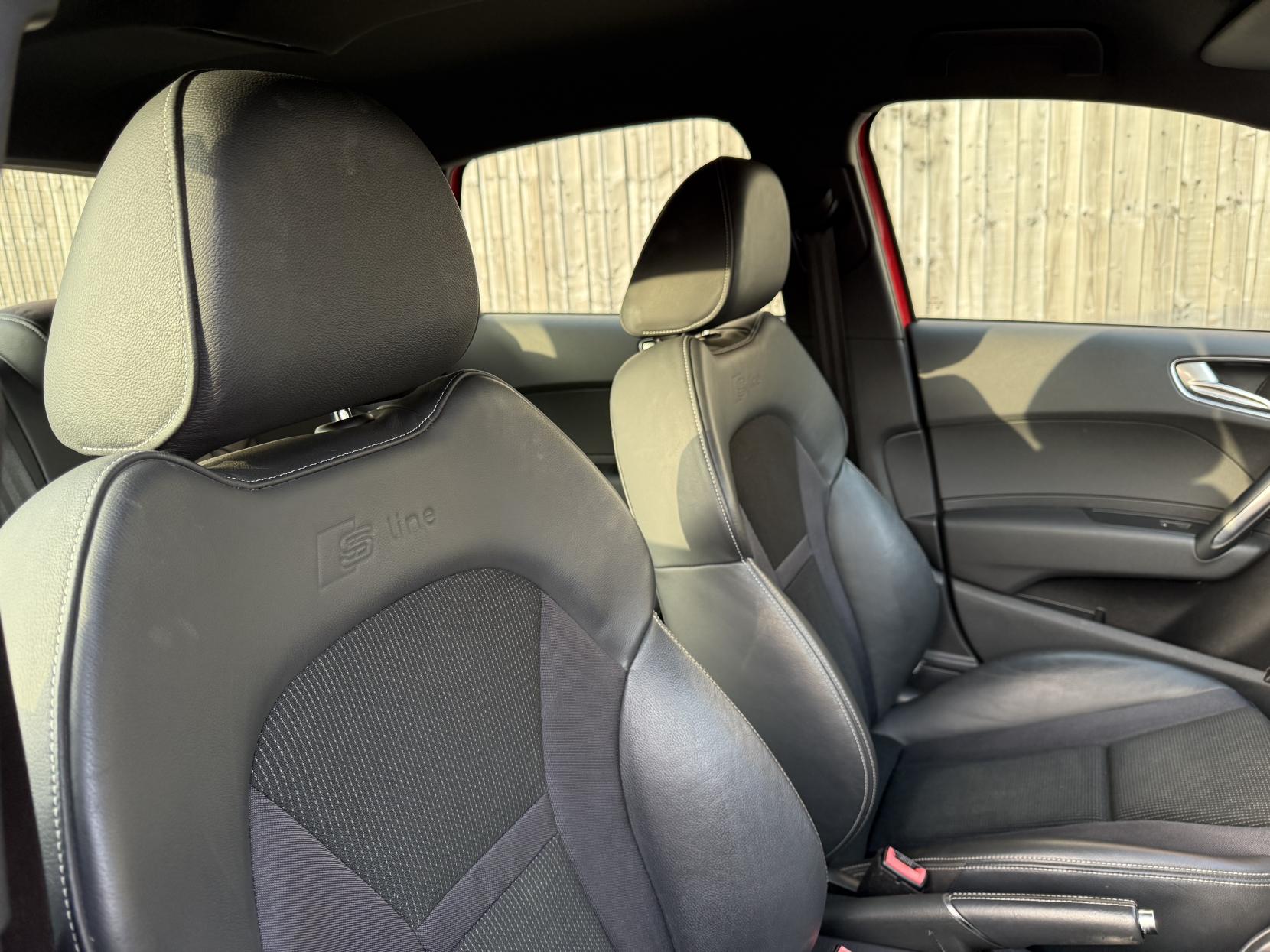 Audi A1 1.4 TFSI S line Style Edition Sportback 5dr Petrol Manual Euro 5 (s/s) (122 ps)