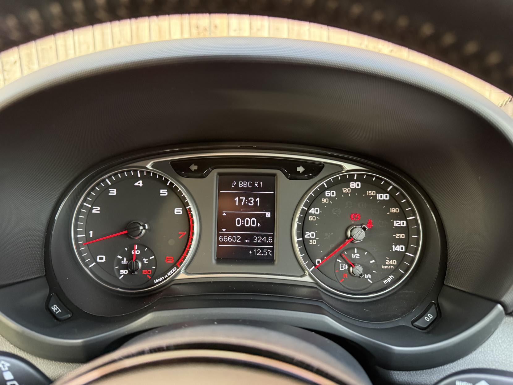 Audi A1 1.4 TFSI S line Style Edition Sportback 5dr Petrol Manual Euro 5 (s/s) (122 ps)