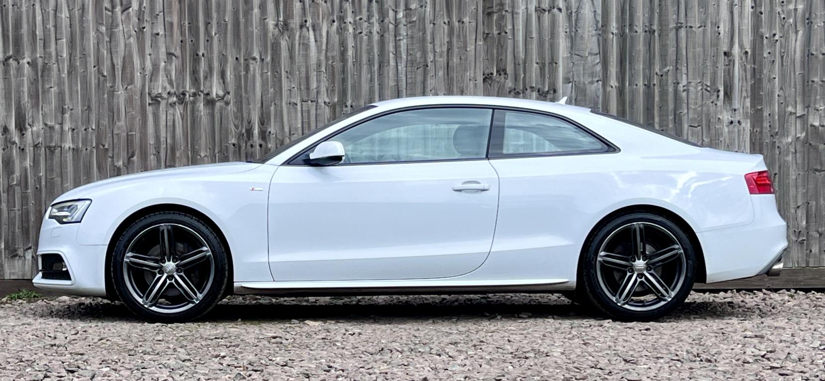 Audi A5 3.0 TDI V6 S line Coupe 2dr Diesel S Tronic quattro Euro 5 (s/s) (245 ps)