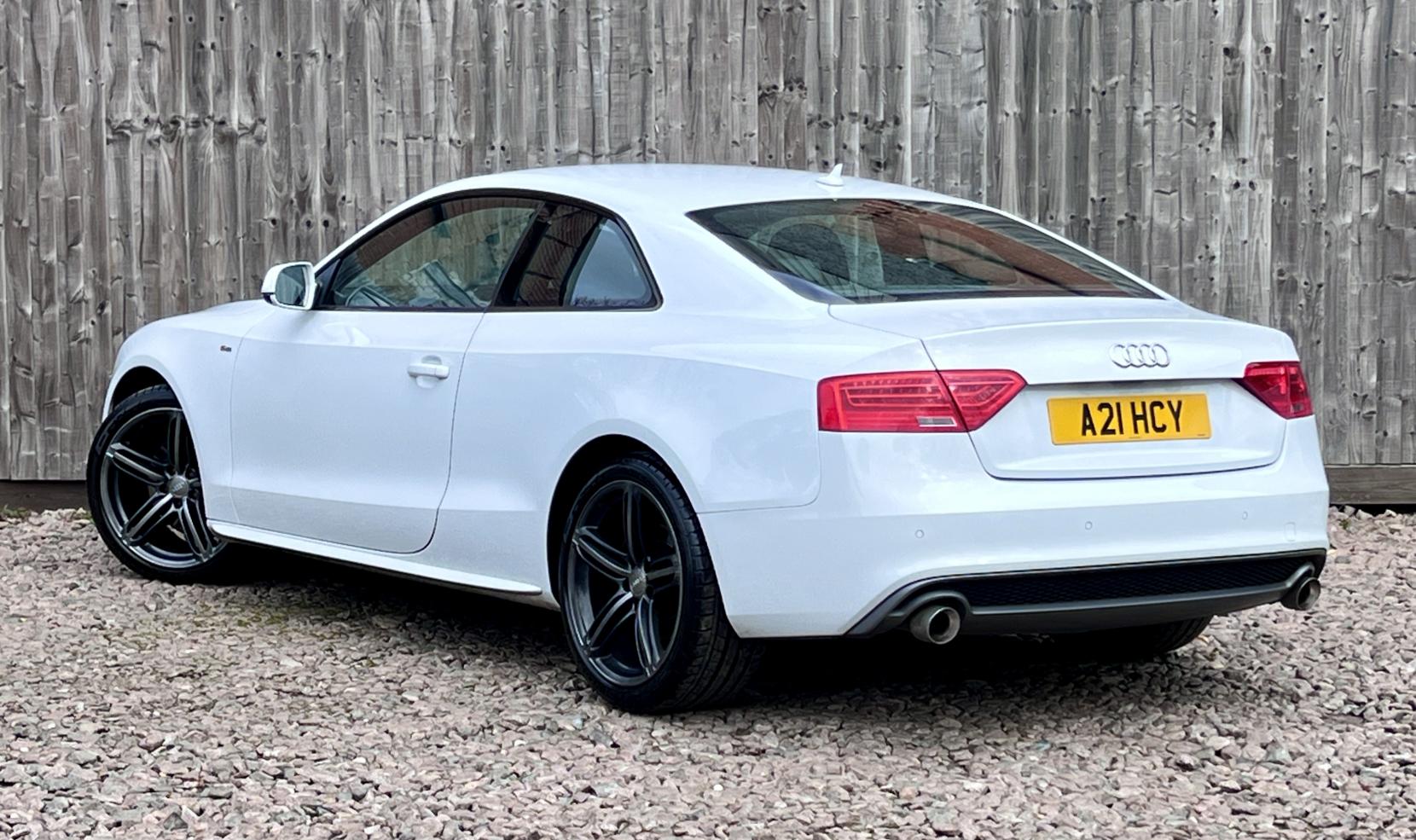 Audi A5 3.0 TDI V6 S line Coupe 2dr Diesel S Tronic quattro Euro 5 (s/s) (245 ps)