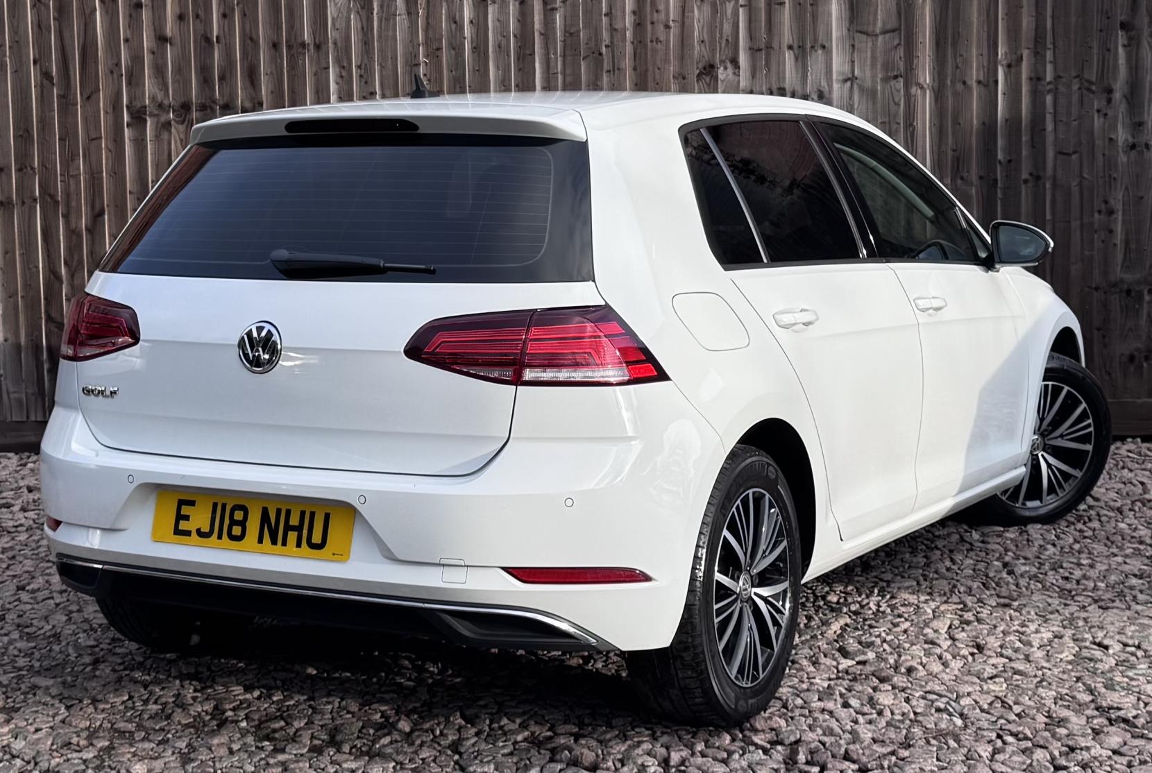 Volkswagen Golf 1.0 TSI SE Hatchback 5dr Petrol Manual Euro 6 (s/s) (110 bhp)