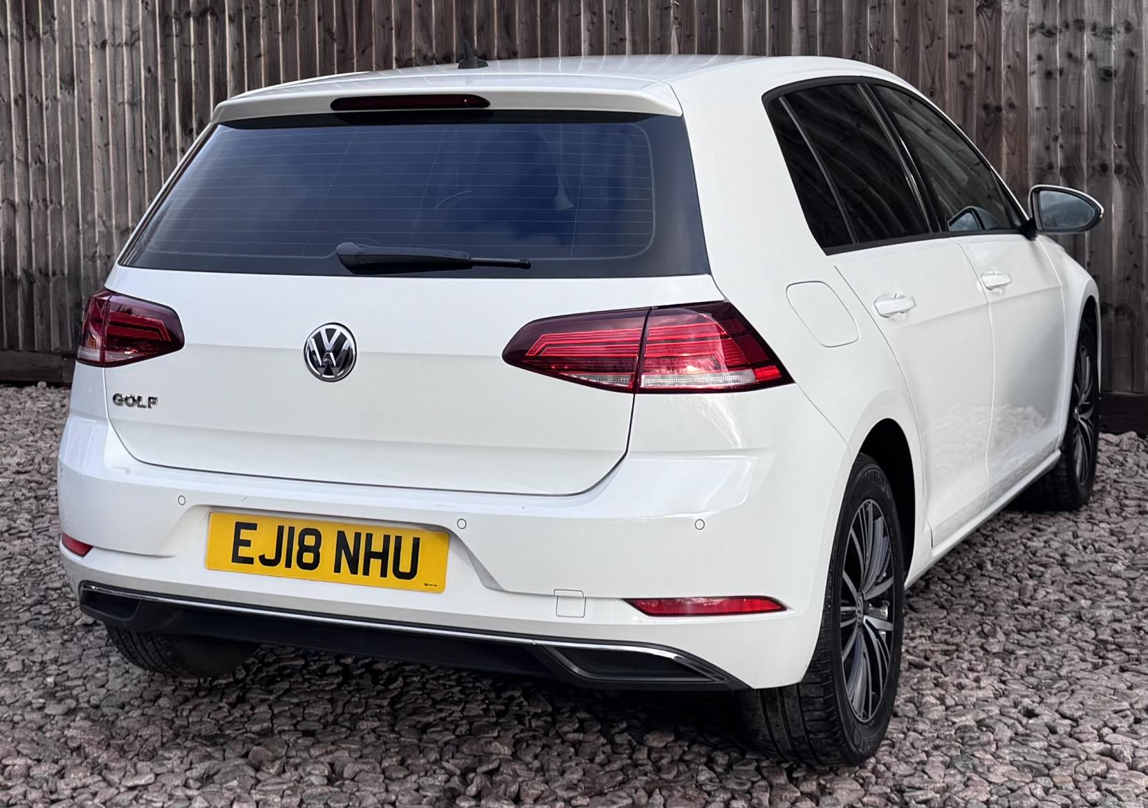 Volkswagen Golf 1.0 TSI SE Hatchback 5dr Petrol Manual Euro 6 (s/s) (110 bhp)