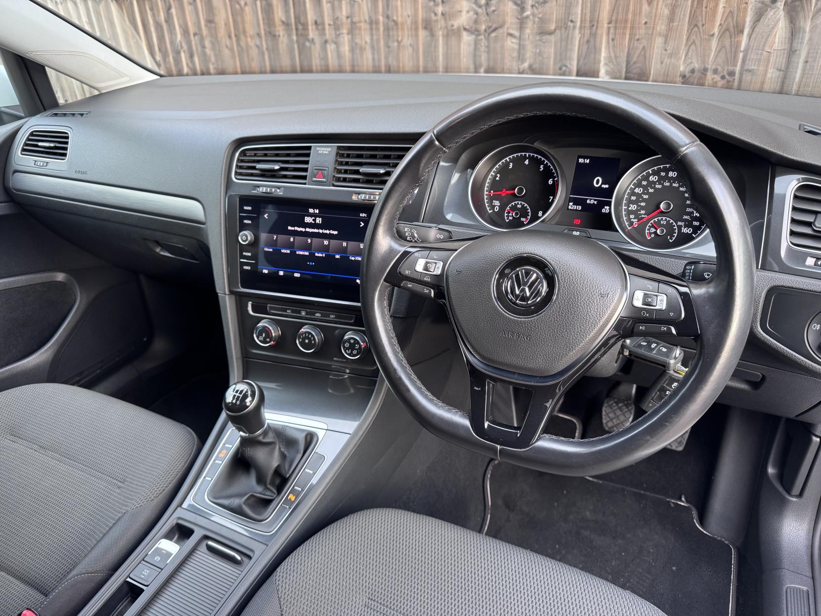 Volkswagen Golf 1.0 TSI SE Hatchback 5dr Petrol Manual Euro 6 (s/s) (110 bhp)