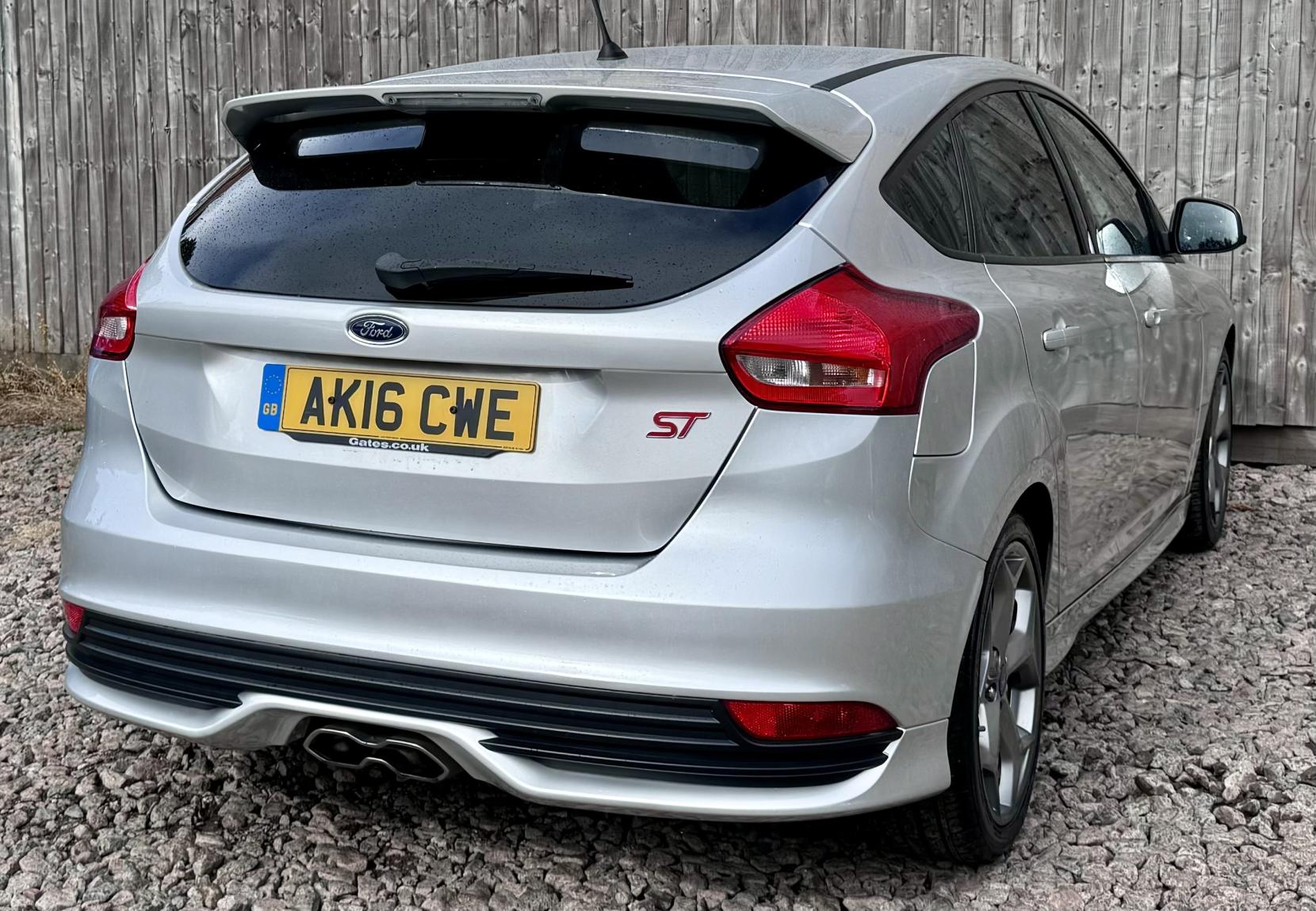 Ford Focus 2.0 TDCi ST-2 Hatchback 5dr Diesel Manual Euro 6 (s/s) (185 ps)