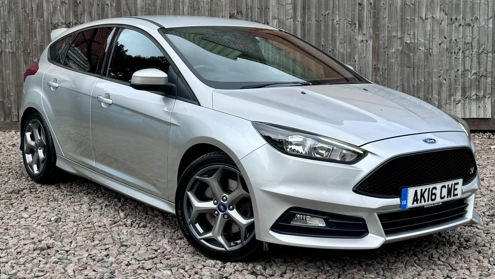 Ford Focus 2.0 TDCi ST-2 Hatchback 5dr Diesel Manual Euro 6 (s/s) (185 ps)