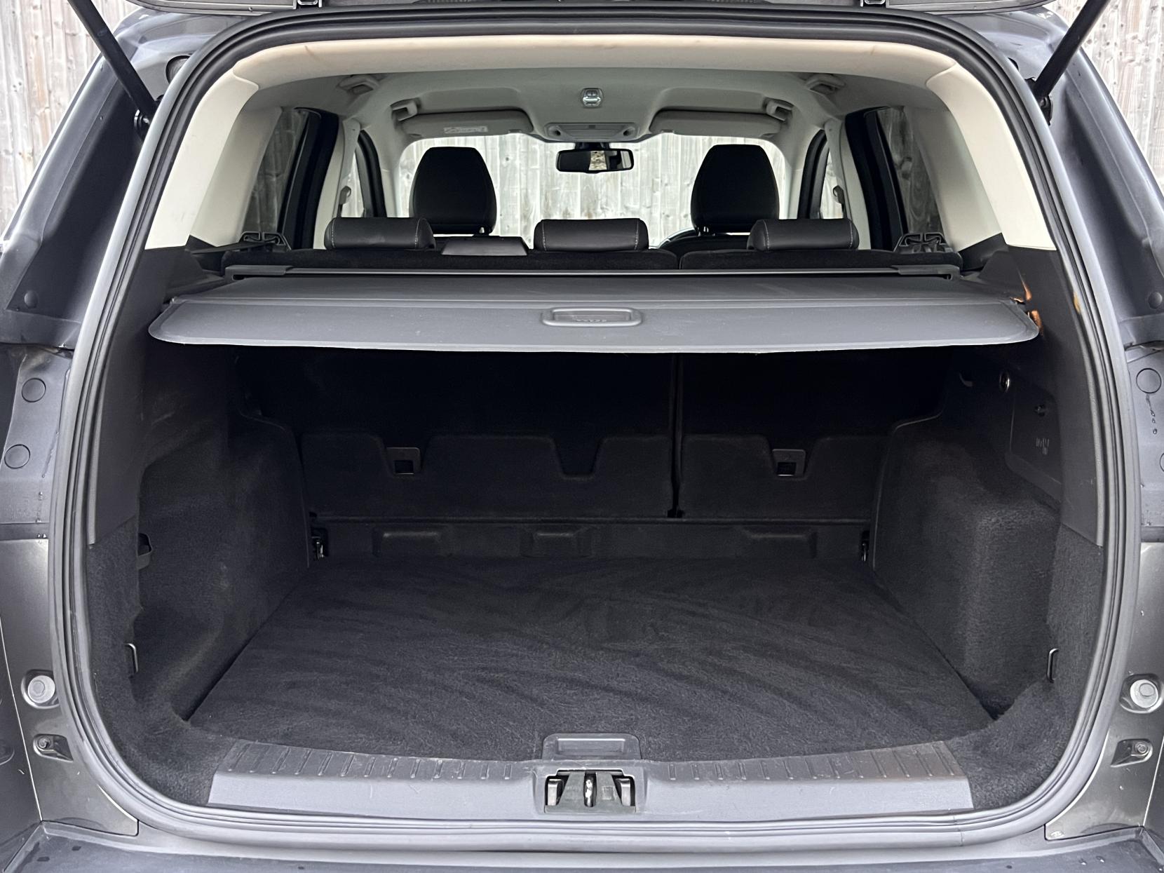 Ford Kuga 2.0 TDCi Titanium SUV 5dr Diesel Manual AWD Euro 6 (s/s) (180 ps)