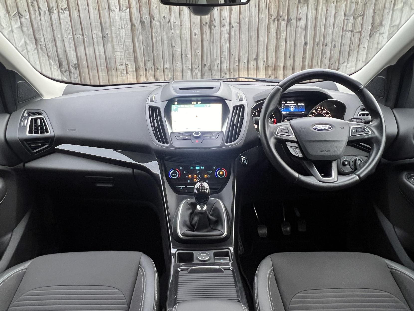 Ford Kuga 2.0 TDCi Titanium SUV 5dr Diesel Manual AWD Euro 6 (s/s) (180 ps)