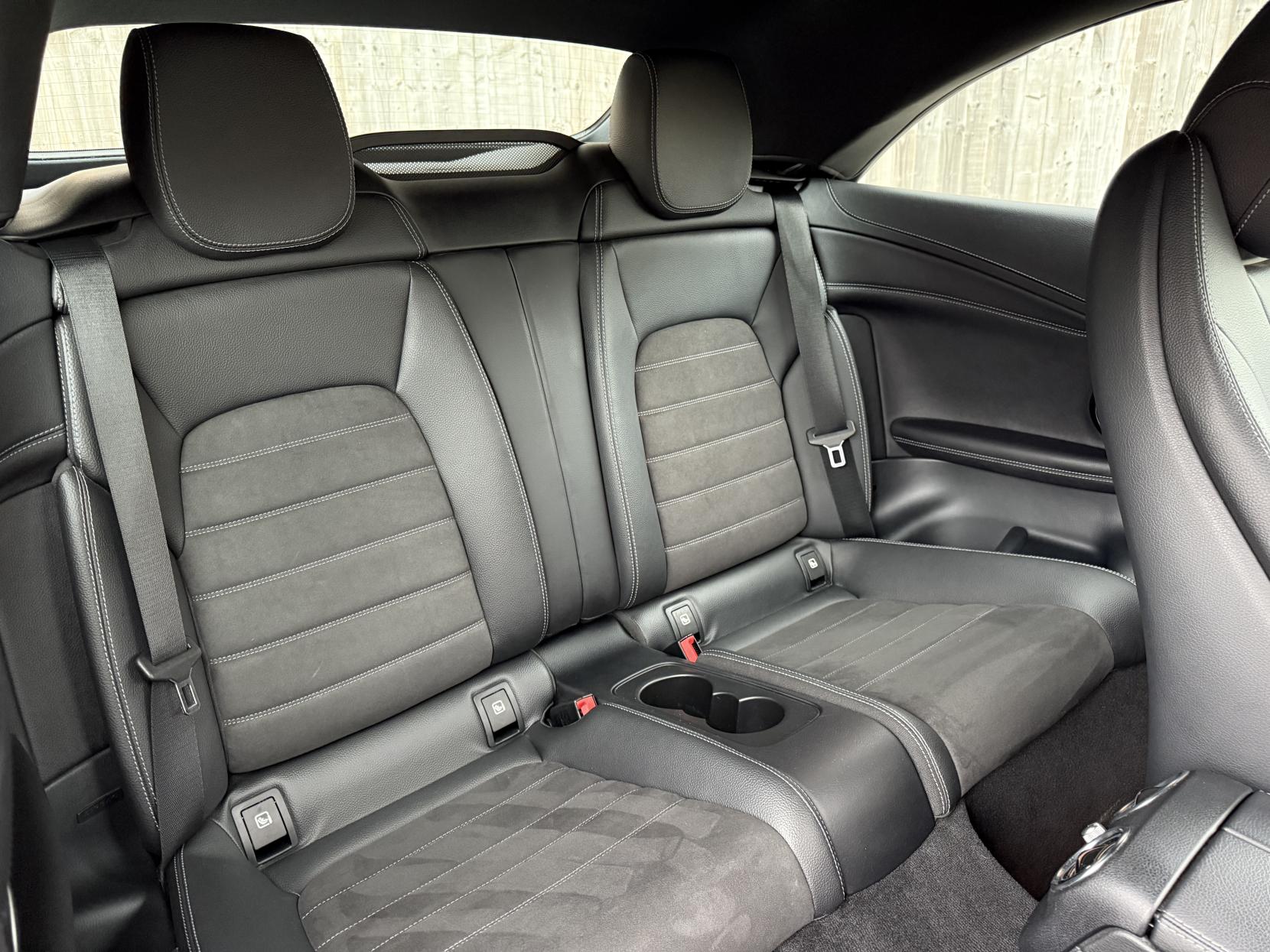 Mercedes-Benz C Class 1.5 C200 MHEV AMG Line (Premium) Cabriolet 2dr Petrol G-Tronic+ Euro 6 (s/s) (198 ps)