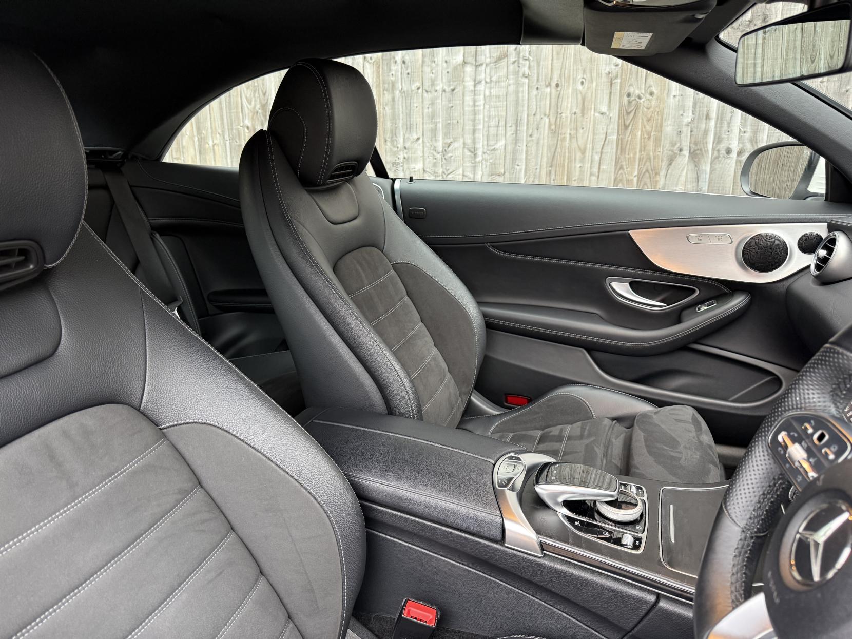 Mercedes-Benz C Class 1.5 C200 MHEV AMG Line (Premium) Cabriolet 2dr Petrol G-Tronic+ Euro 6 (s/s) (198 ps)