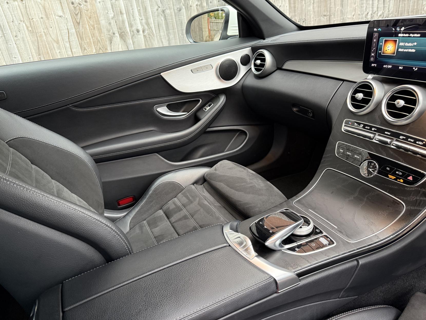 Mercedes-Benz C Class 1.5 C200 MHEV AMG Line (Premium) Cabriolet 2dr Petrol G-Tronic+ Euro 6 (s/s) (198 ps)