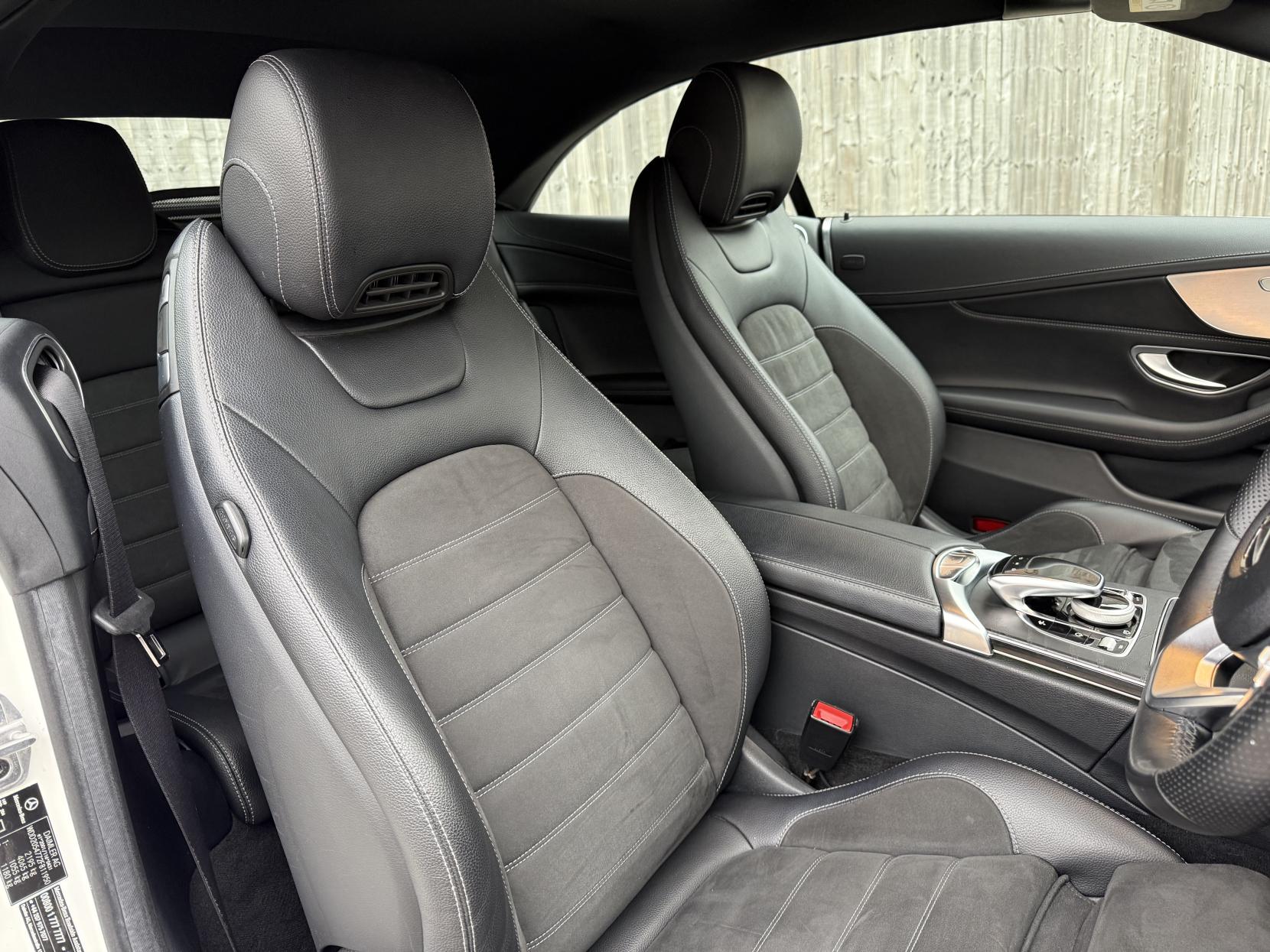 Mercedes-Benz C Class 1.5 C200 MHEV AMG Line (Premium) Cabriolet 2dr Petrol G-Tronic+ Euro 6 (s/s) (198 ps)