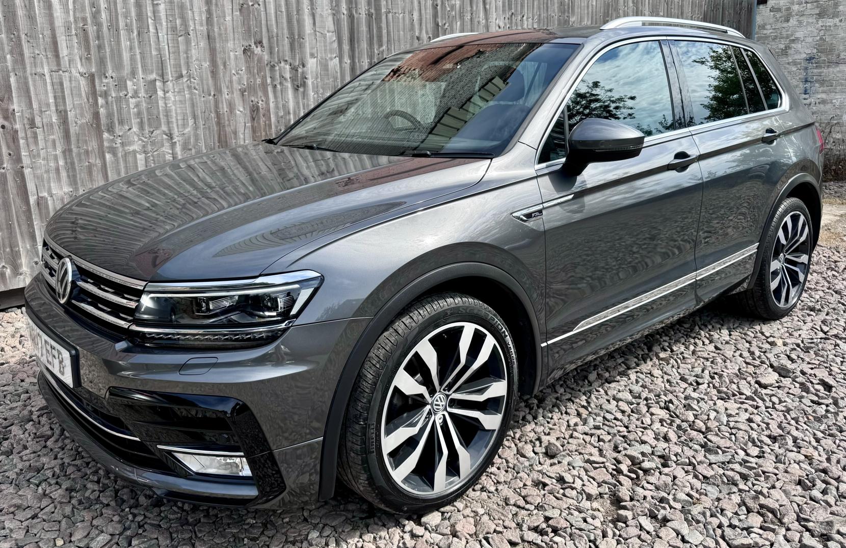 Volkswagen Tiguan 2.0 TDI BlueMotion Tech R-Line SUV 5dr Diesel DSG 4Motion Euro 6 (s/s) (190 ps)