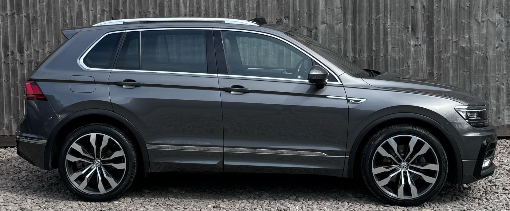 Volkswagen Tiguan 2.0 TDI BlueMotion Tech R-Line SUV 5dr Diesel DSG 4Motion Euro 6 (s/s) (190 ps)