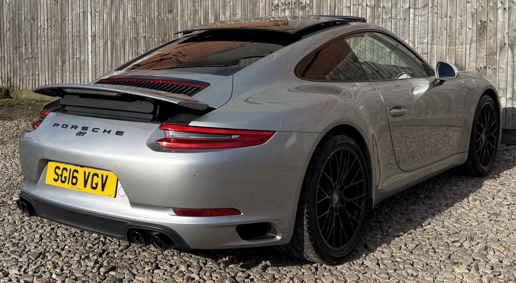 Porsche 911 3.0T 991 Carrera Coupe 2dr Petrol PDK Euro 6 (s/s) (370 ps)