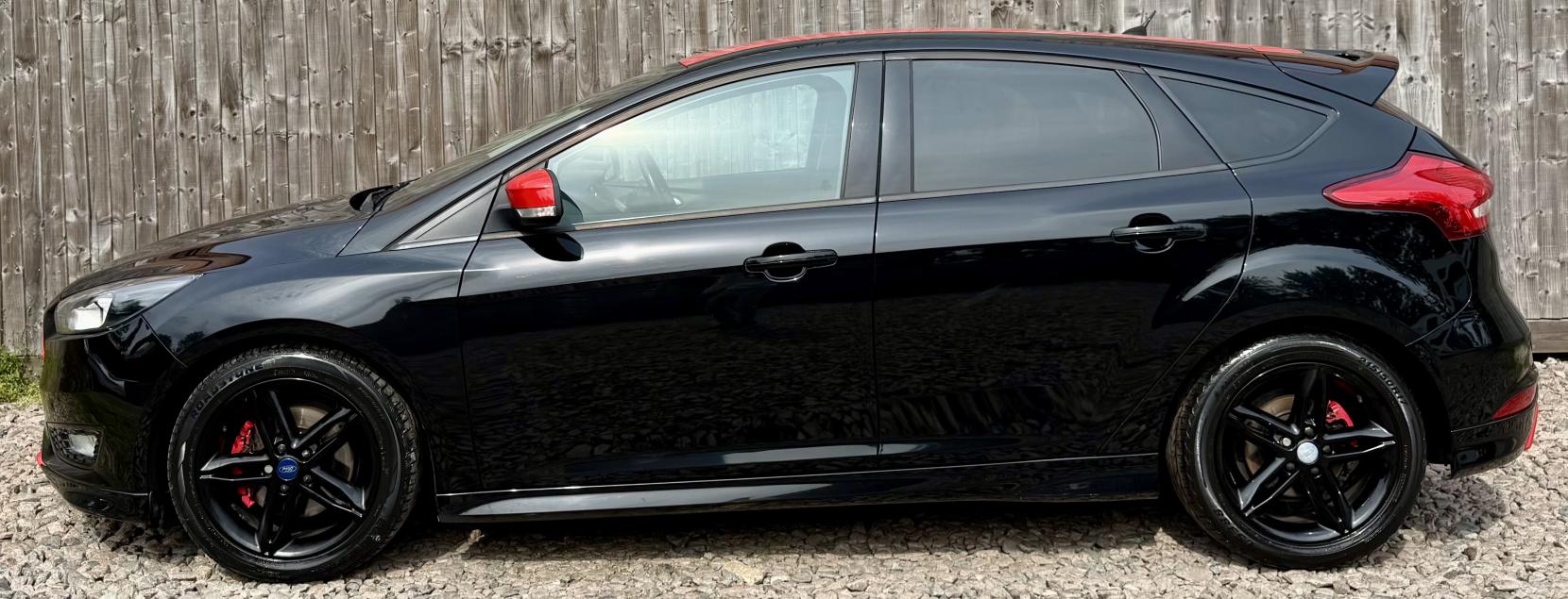 Ford Focus 2.0 TDCi Zetec S Black Edition Hatchback 5dr Diesel Manual Euro 6 (s/s) (150 ps)