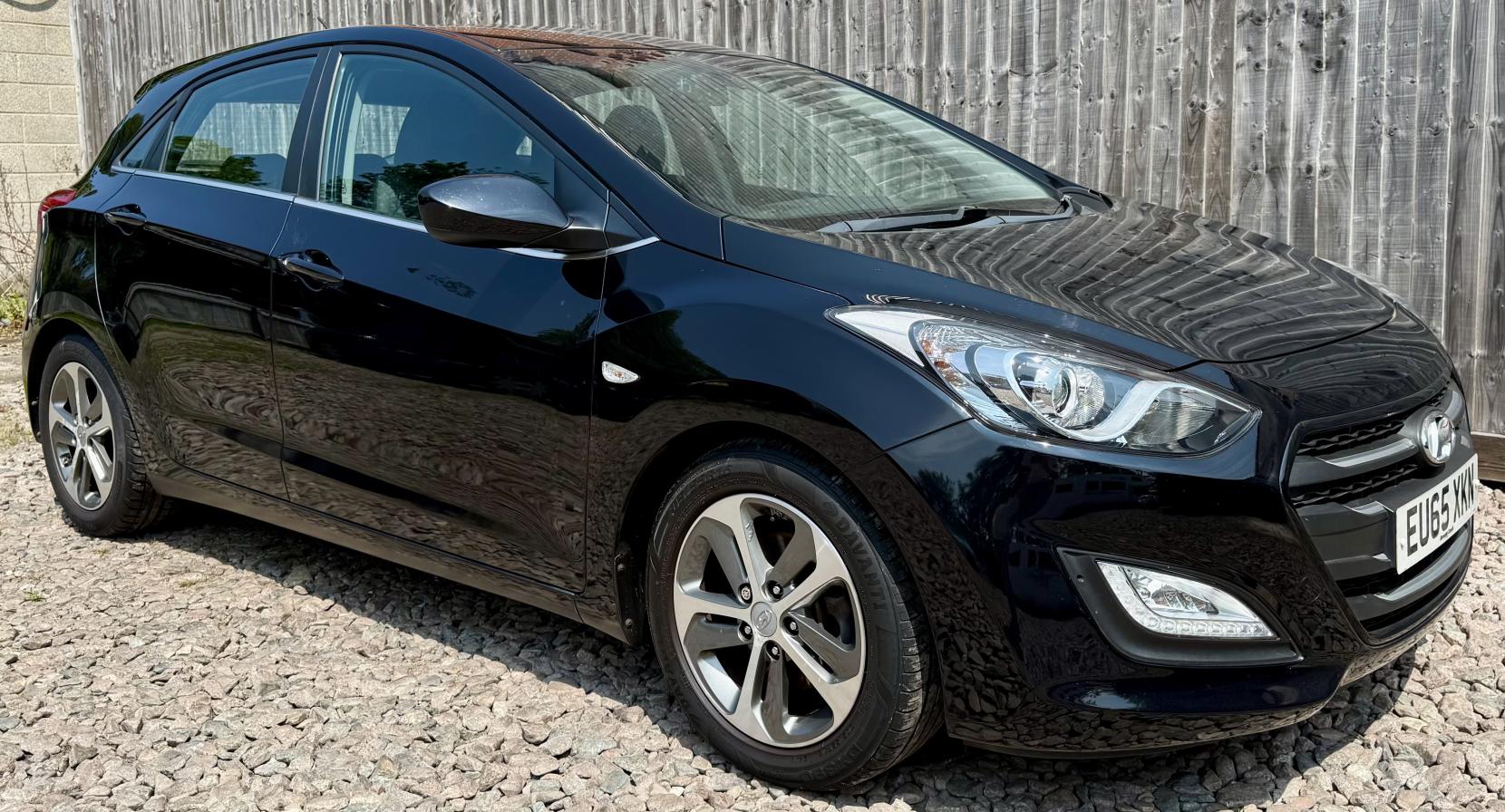 Hyundai i30 1.4 Blue Drive SE Hatchback 5dr Petrol Manual Euro 6 (s/s) (100 ps)