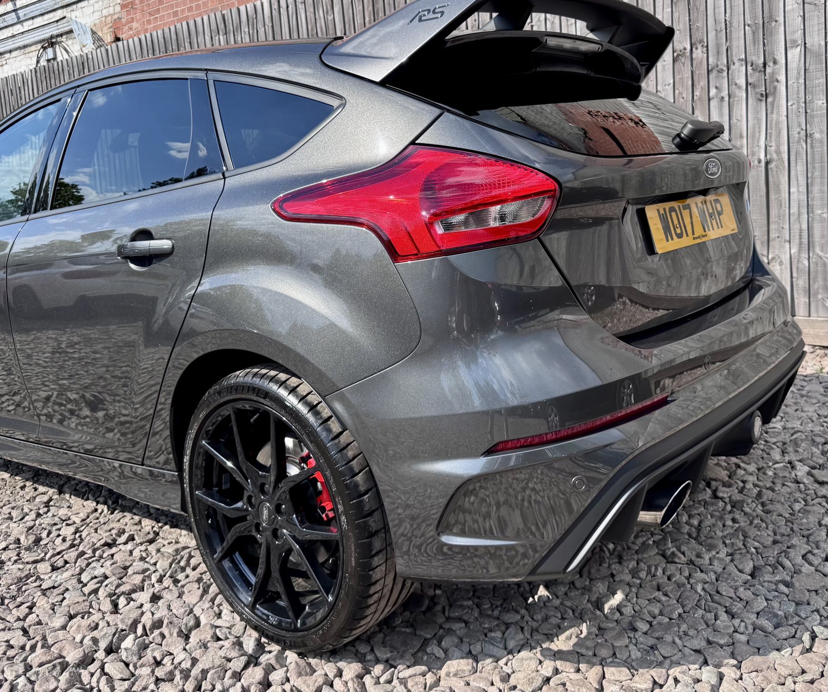 Ford Focus 2.3T EcoBoost RS Hatchback 5dr Petrol Manual AWD Euro 6 (s/s) (350 ps)