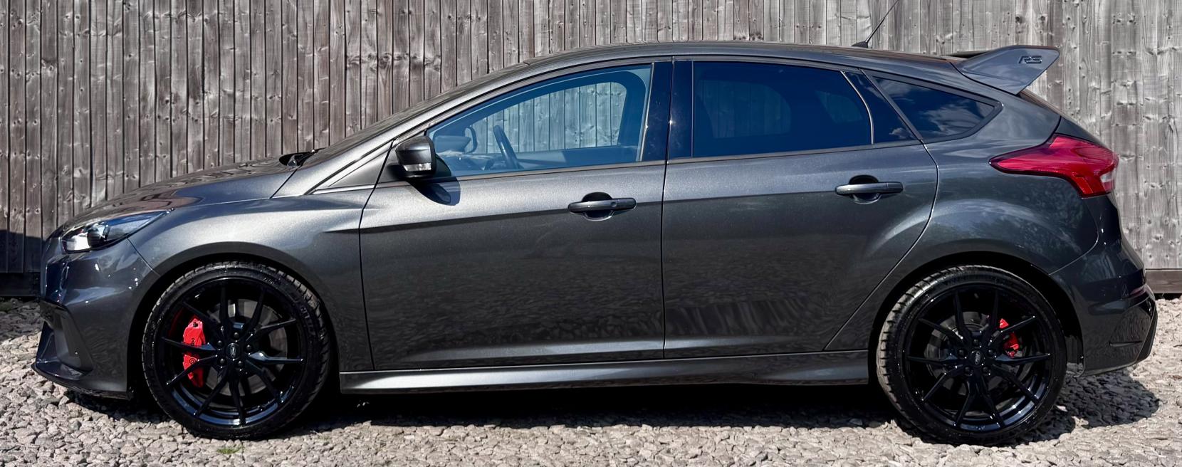 Ford Focus 2.3T EcoBoost RS Hatchback 5dr Petrol Manual AWD Euro 6 (s/s) (350 ps)
