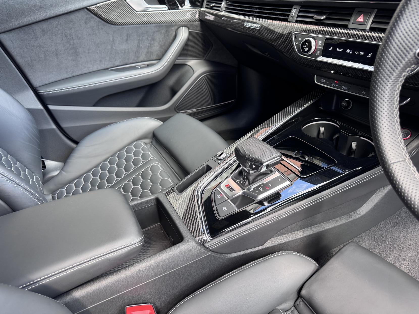 Audi RS4 Avant 2.9 TFSI V6 Carbon Black Estate 5dr Petrol Tiptronic quattro Euro 6 (s/s) (450 ps)