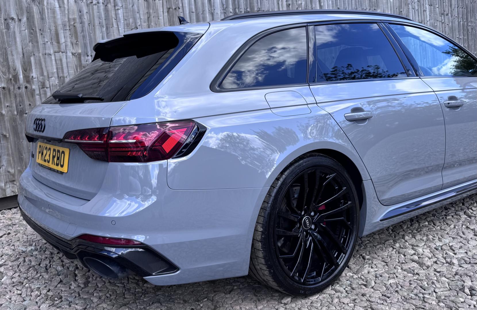 Audi RS4 Avant 2.9 TFSI V6 Carbon Black Estate 5dr Petrol Tiptronic quattro Euro 6 (s/s) (450 ps)