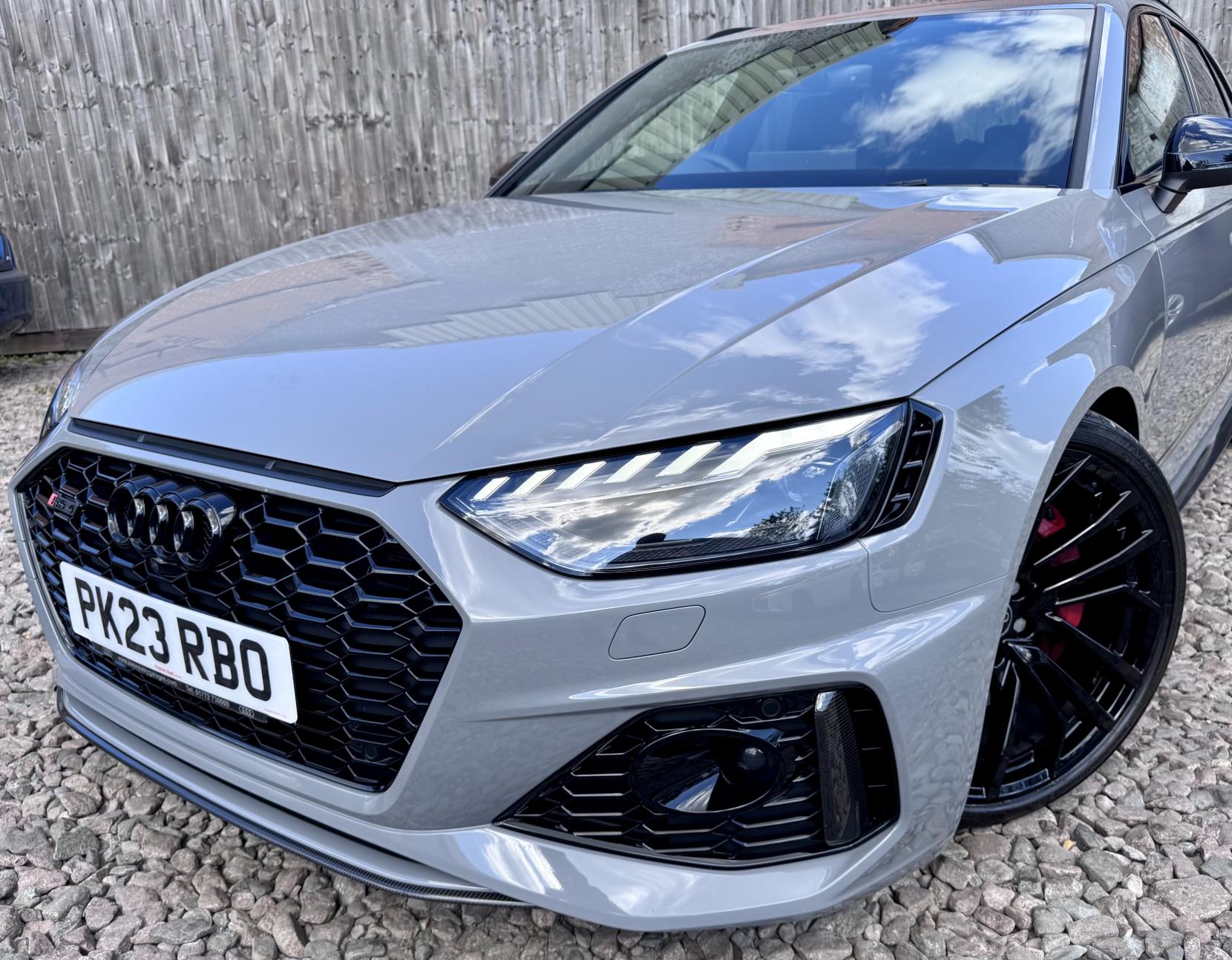Audi RS4 Avant 2.9 TFSI V6 Carbon Black Estate 5dr Petrol Tiptronic quattro Euro 6 (s/s) (450 ps)