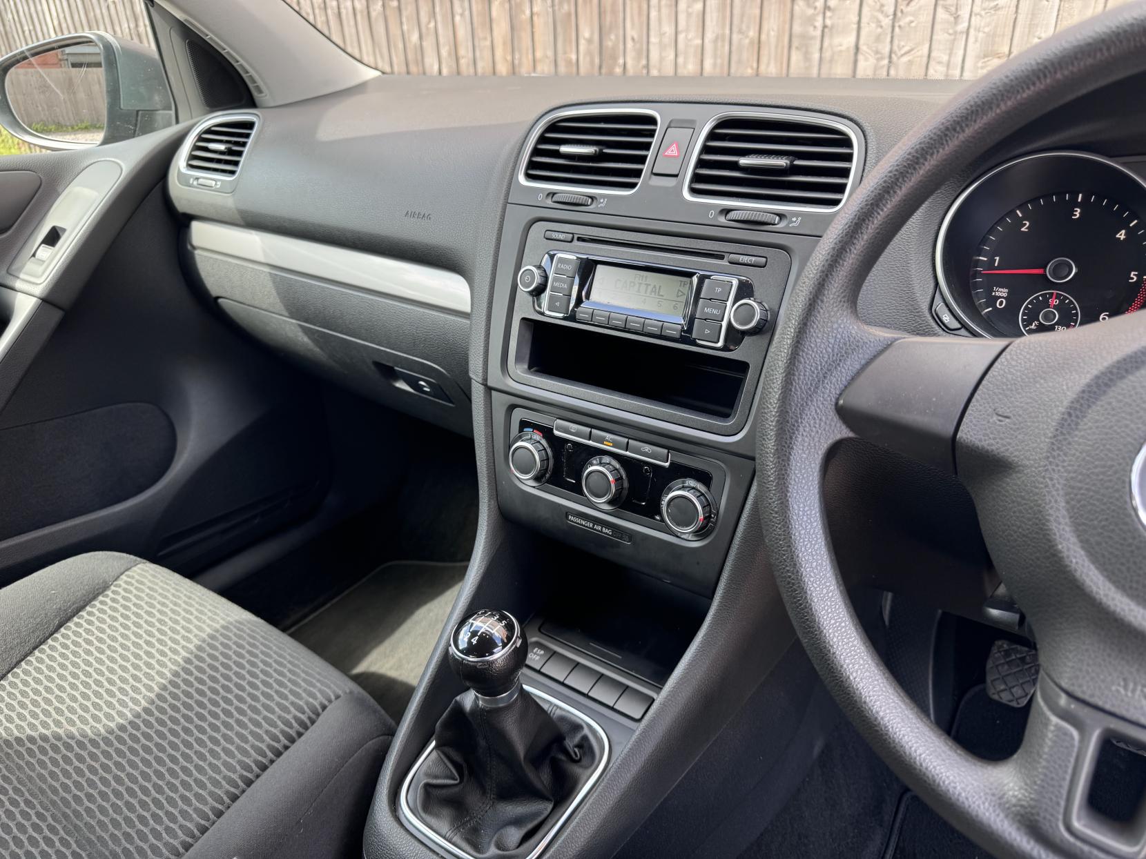 Volkswagen Golf 1.6 TDI S Hatchback 3dr Diesel Manual Euro 5 (105 ps)