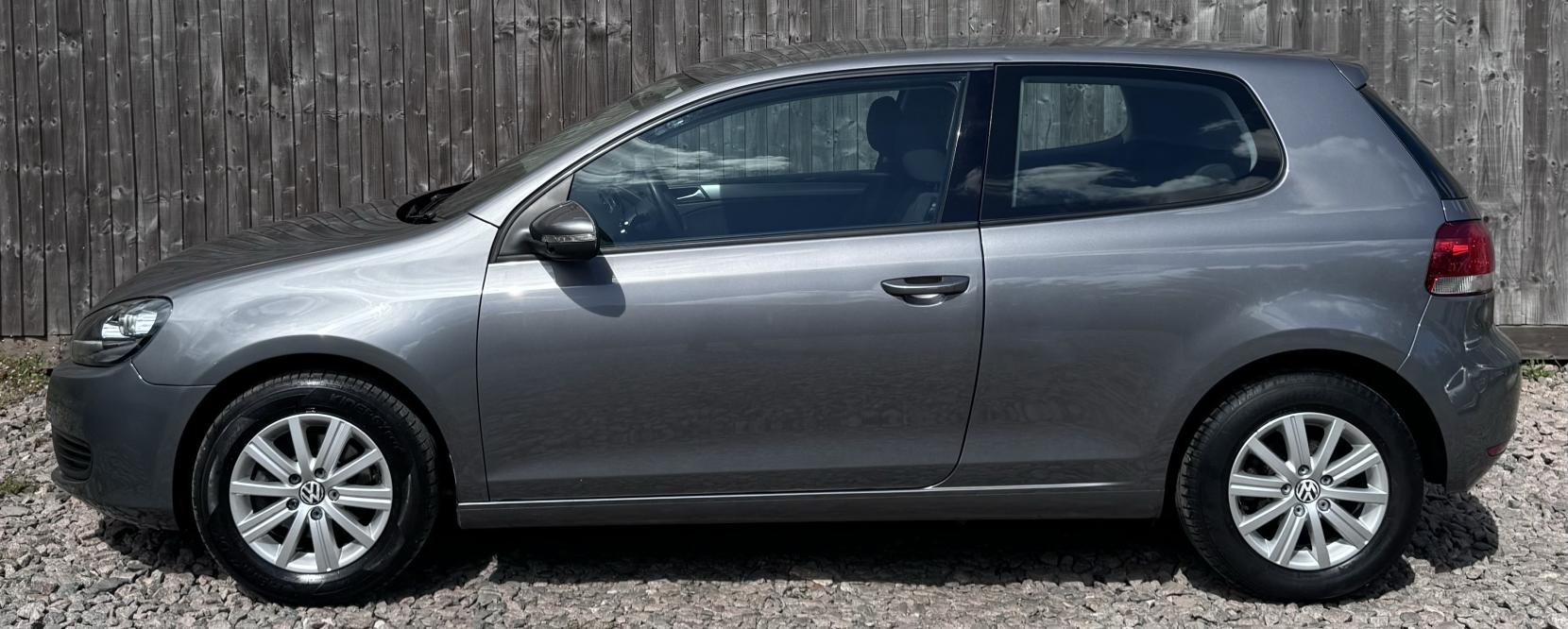 Volkswagen Golf 1.6 TDI S Hatchback 3dr Diesel Manual Euro 5 (105 ps)