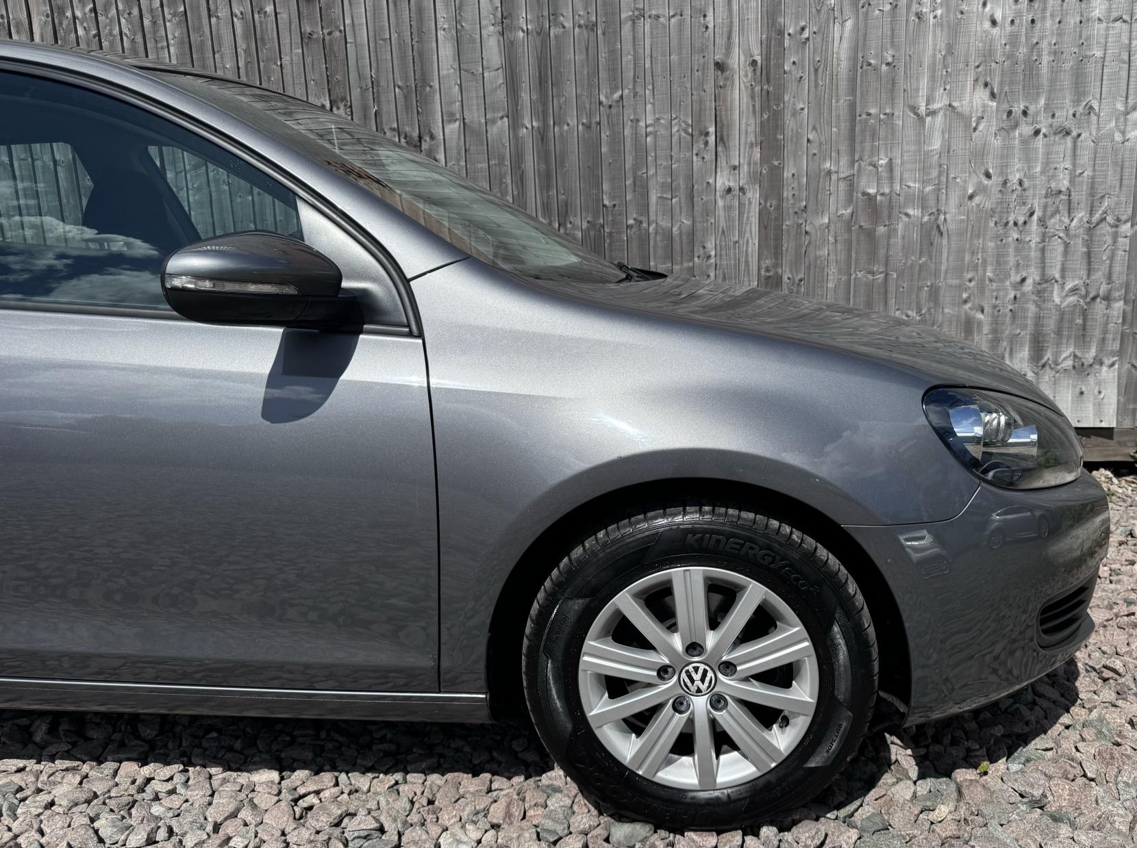 Volkswagen Golf 1.6 TDI S Hatchback 3dr Diesel Manual Euro 5 (105 ps)