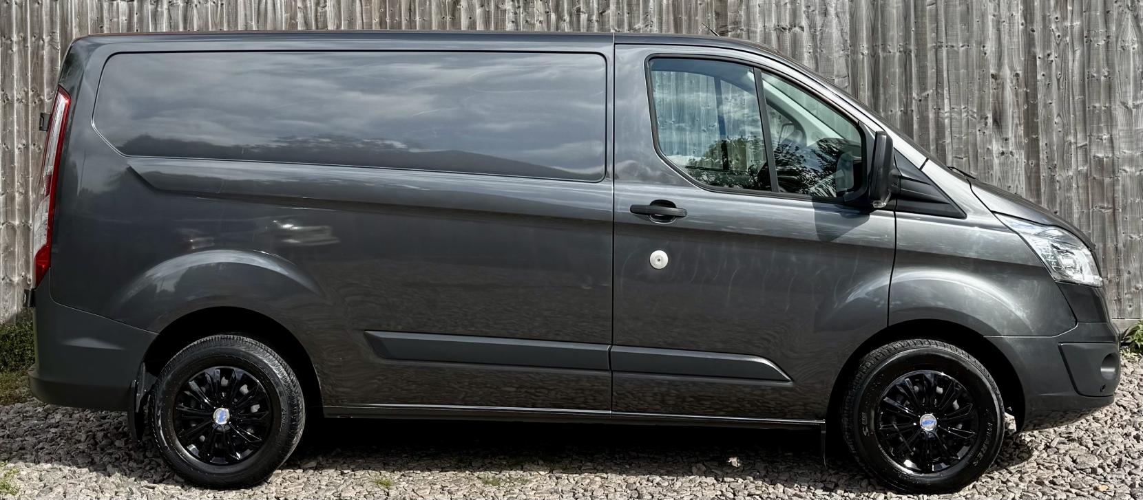 Ford Transit Custom 2.2 TDCi 270 Trend Panel Van 5dr Diesel Manual L1 H1 (186 g/km, 123 bhp)