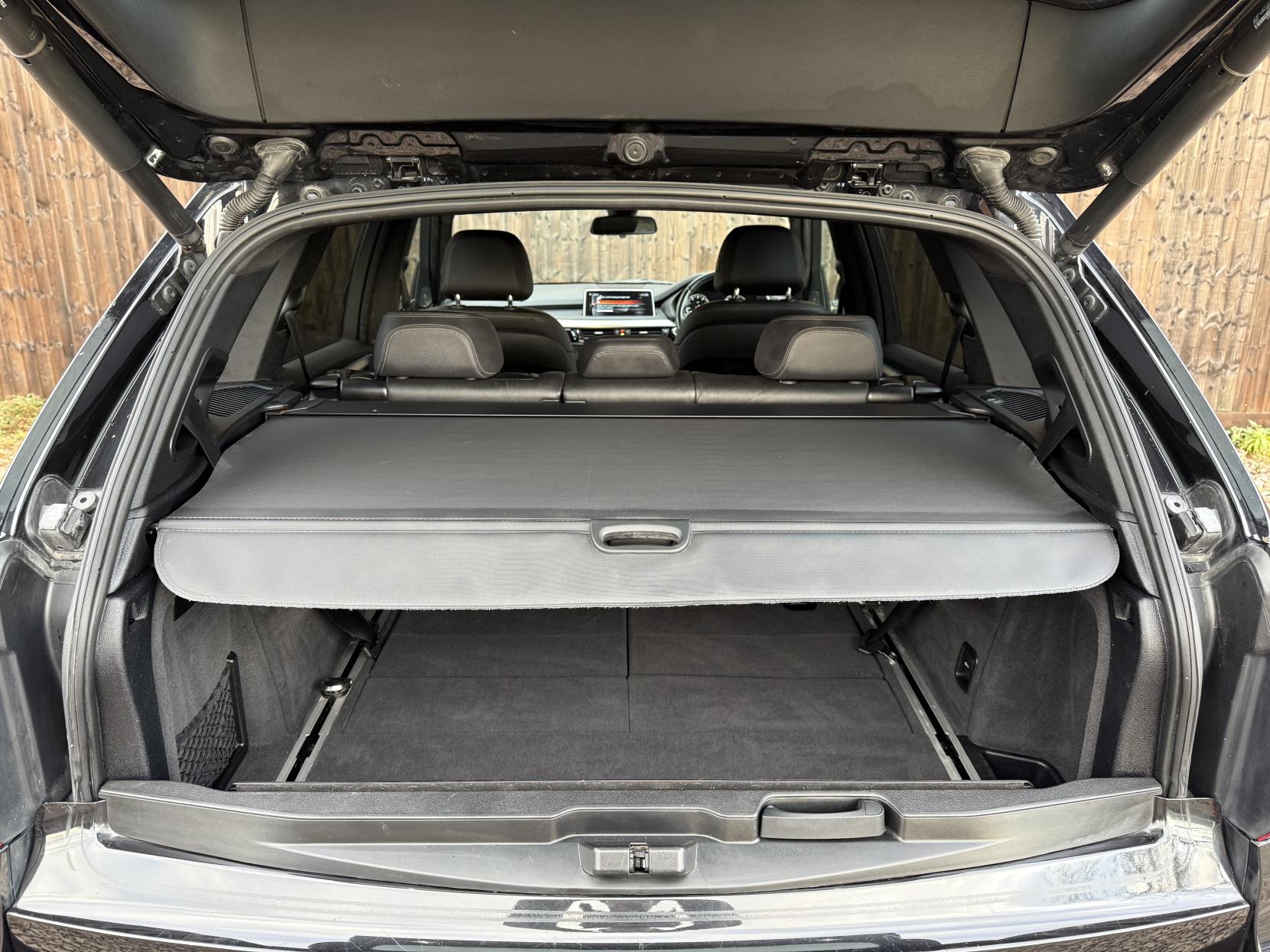 BMW X5 3.0 40d M Sport SUV 5dr Diesel Auto xDrive Euro 6 (s/s) (313 ps)