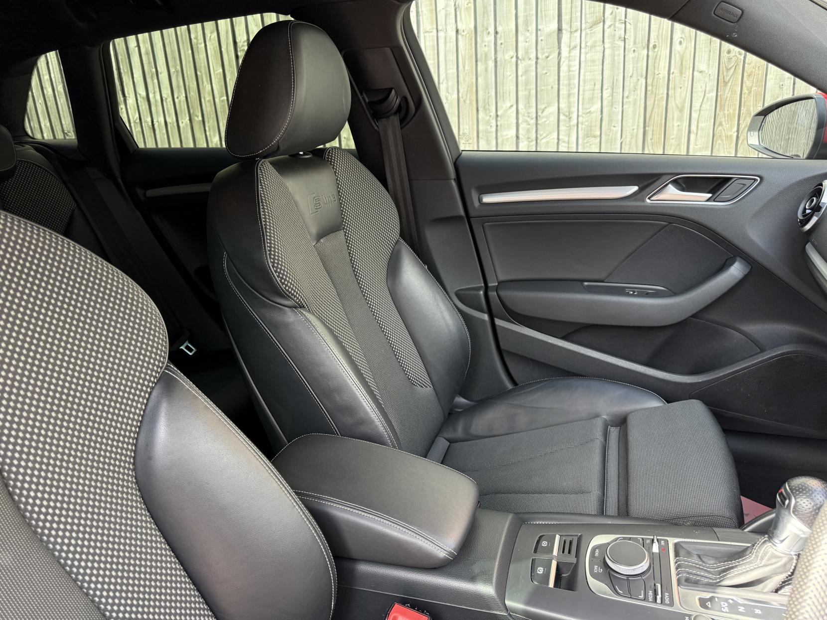Audi A3 2.0 TDI S line Sportback 5dr Diesel S Tronic quattro Euro 6 (s/s) (184 ps)